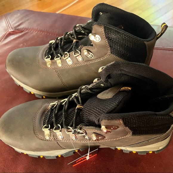 RBX Other - Mens RBX Mercer Boots   Size 10 NWT!